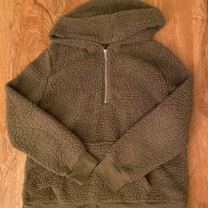 Women’s sweatshirt